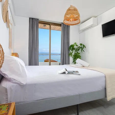 Apartamento Con Terraza Y Vistas Al Mar - Nogalera Ii By Rent Me *