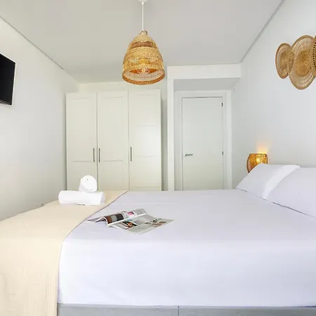 Con Terraza Y Vistas Al Mar - Nogalera Ii By Rent Me * טורמולינוס