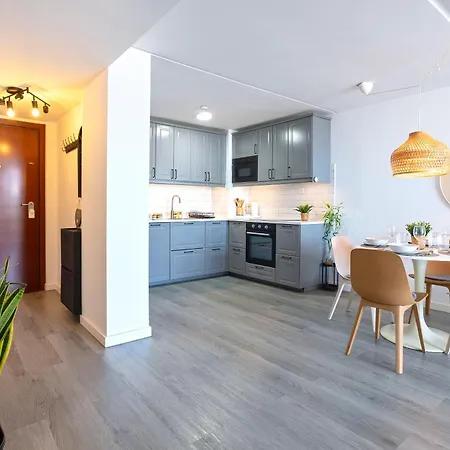 Con Terraza Y Vistas Al Mar - Nogalera Ii By Rent Me Torremolinos