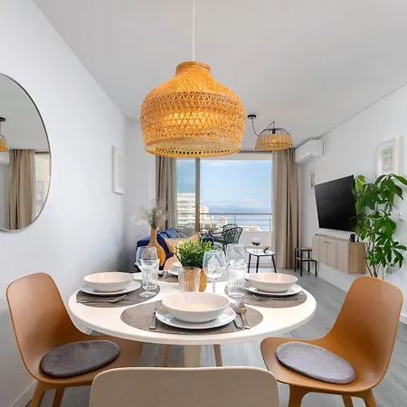 Con Terraza Y Vistas Al Mar - Nogalera Ii By Rent Me *